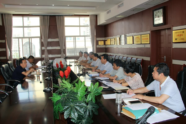 隴運集團(tuán)公司黨委召開加強(qiáng)黨風(fēng)廉政建設(shè)，全面從嚴(yán)治黨落實主體責(zé)任專題會議
