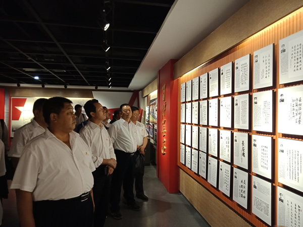 隴運集團公司黨委開展“不忘初心、牢記使命”紀念建黨98周年主題黨日活動