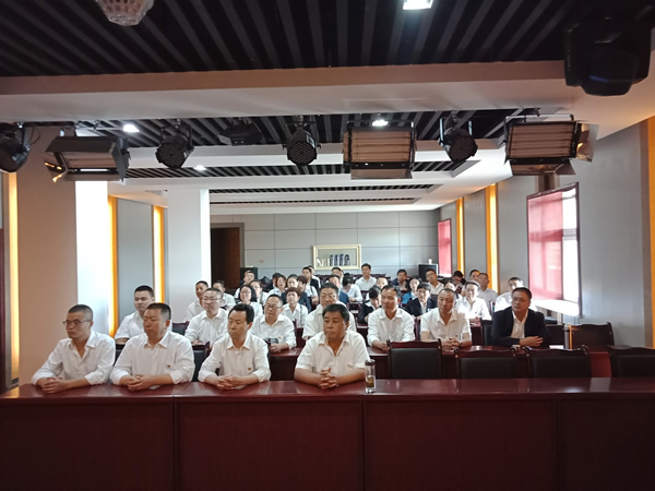 隴運集團公司黨委開展“不忘初心、牢記使命”紀念建黨98周年主題黨日活動